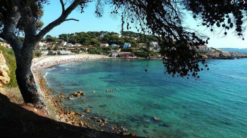 T3 Spacieux Et Lumineux A 5Min Du Port De Sanary - Fleur De Mai Apartment Екстериор снимка